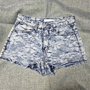 Crave Fame‎ Almost Famous Acid wash denim shorts size 1